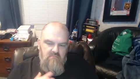 Snapshot of lump420 chatting on 03/28/26, 04:01 lump420 online show from 03/28/26, 04:01