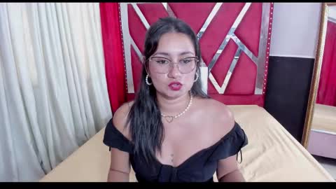 Luna  online show from 09/23/25, 07:06