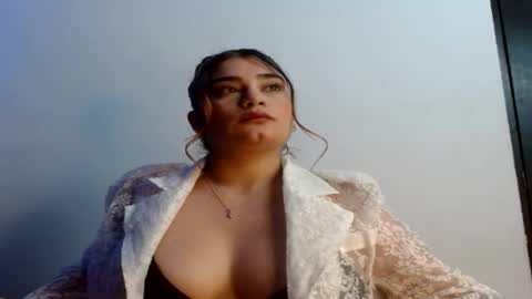 Snapshot of luna1126 chatting on 03/02/26, 12:23 luna1126 online show from 03/02/26, 12:23