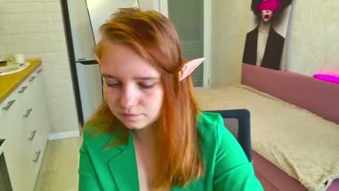 Luna online show from 05/28/26, 07:11