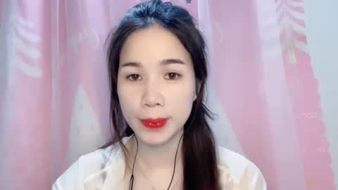 Luna online show from 03/23/26, 11:03