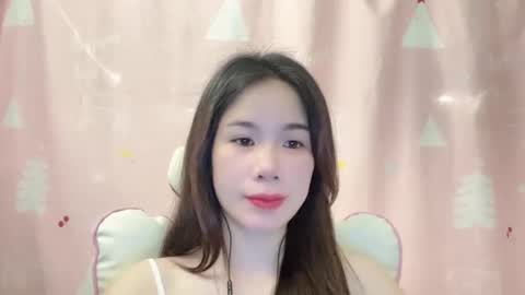 Luna online show from 05/10/26, 02:17