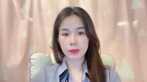 Luna online show from 05/20/26, 05:02
