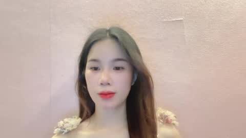 Snapshot of luna4739 chatting on 07/06/26, 09:28 Luna online show from 07/06/26, 09:28