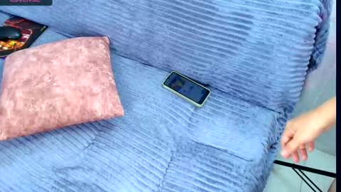 luna__logan online show from 10/01/25, 03:45