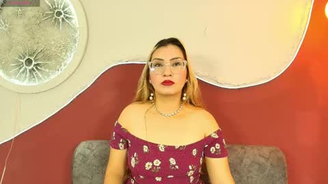 luna__velvet online show from 05/26/26, 12:34