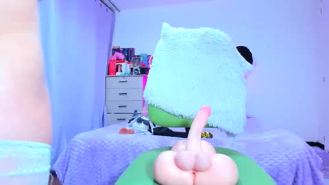 luna_analya online show from 10/30/25, 12:56