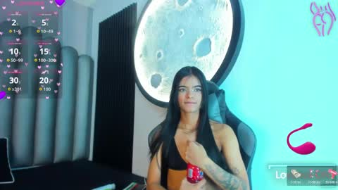 luna_bella_23 online show from 05/24/26, 04:28
