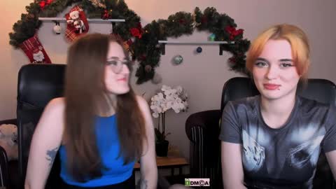 luna_berryy online show from 01/09/25, 10:52