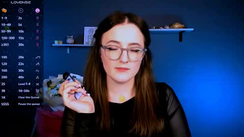 Snapshot of luna_berryy chatting on 11/05/25, 08:31 luna_berryy online show from 11/05/25, 08:31