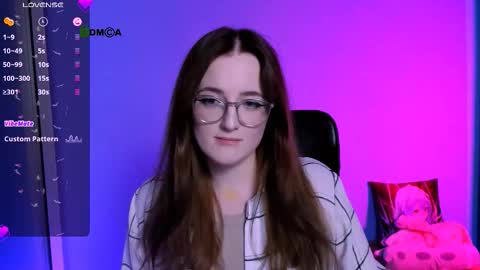 Snapshot of luna_berryy chatting on 11/25/25, 08:31 luna_berryy online show from 11/25/25, 08:31