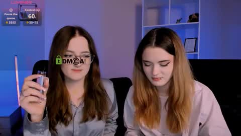 Snapshot of luna_berryy chatting on 12/05/25, 08:27 luna_berryy online show from 12/05/25, 08:27