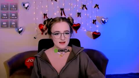 Snapshot of luna_berryy chatting on 02/20/26, 08:20 luna_berryy online show from 02/20/26, 08:20