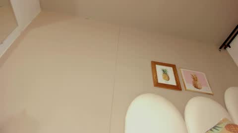 luna_bradley_ online show from 04/08/26, 12:38