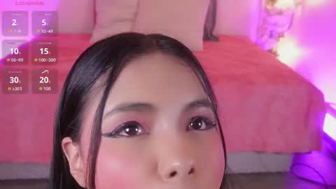 Snapshot of luna_cullen chatting on 06/24/26, 07:35 Lunita online show from 06/24/26, 07:35