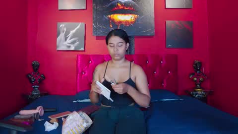 Snapshot of luna_dante_foxx chatting on 03/25/26, 12:44 Luna Dante online show from 03/25/26, 12:44