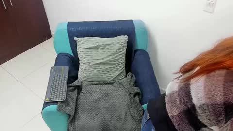 luna  online show from 01/31/25, 11:24