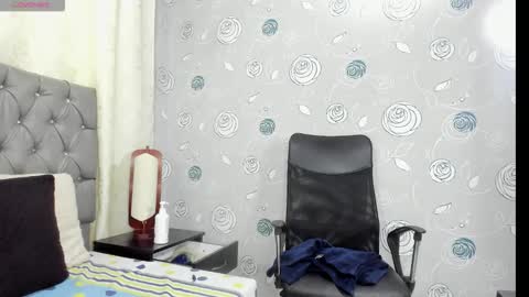 Luna Eva online show from 11/06/25, 02:07