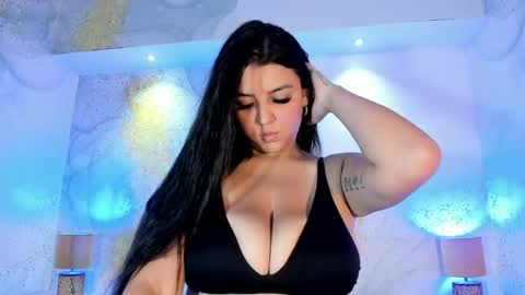 luna_ferrari online show from 06/03/26, 02:33