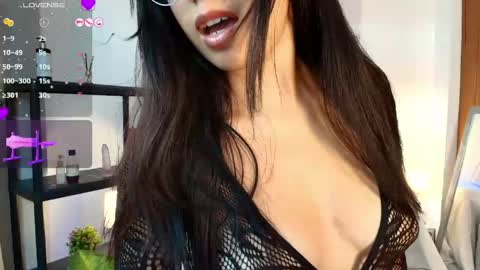 Luna Ferrer online show from 05/19/26, 08:59