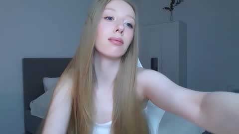 Snapshot of luna_insanity chatting on 10/07/25, 08:39 Luna online show from 10/07/25, 08:39