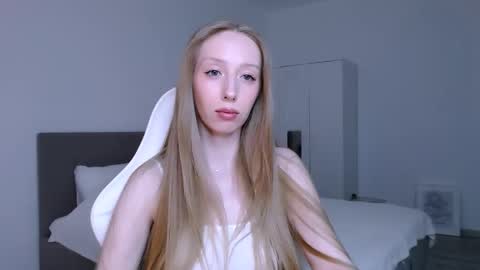 Luna online show from 02/12/26, 09:21