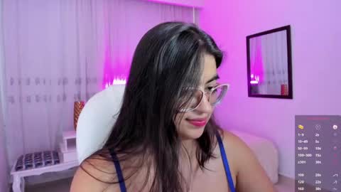 Snapshot of luna_jonnes1 chatting on 06/05/26, 07:52 Luna online show from 06/05/26, 07:52