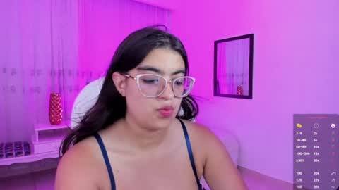 Snapshot of luna_jonnes1 chatting on 06/10/26, 07:13 Luna online show from 06/10/26, 07:13