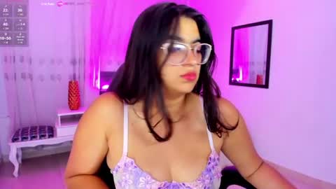 Snapshot of luna_jonnes1 chatting on 07/18/26, 07:39 Luna online show from 07/18/26, 07:39