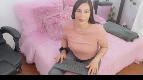 luna online show from 06/17/26, 12:40