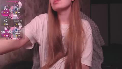 Luna online show from 02/23/25, 02:57