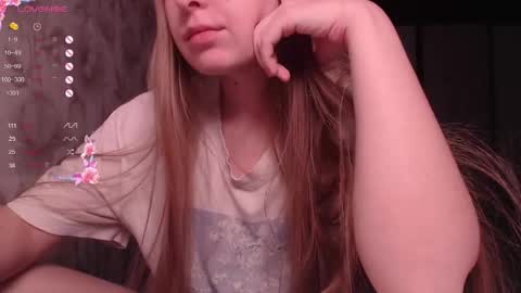 Luna online show from 10/15/25, 08:42