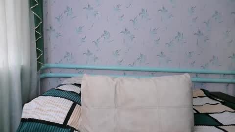 luna_lure11 online show from 11/06/25, 09:21