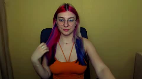 Luna online show from 03/06/25, 07:25