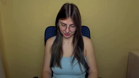 Luna online show from 10/09/25, 09:07