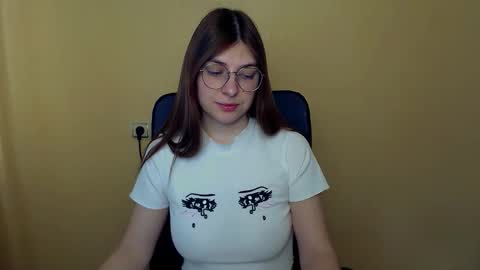 Luna online show from 02/10/26, 10:30