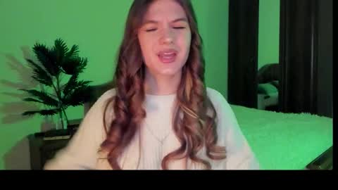 Luna online show from 01/08/26, 05:43