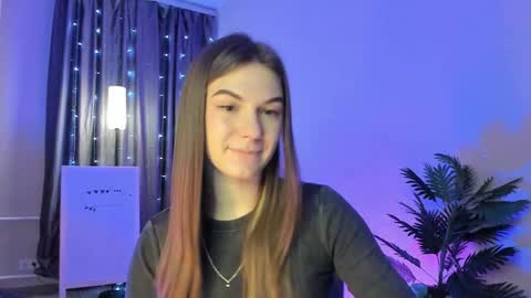 Luna online show from 02/04/26, 04:18