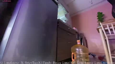 Luna Luuvz online show from 07/10/26, 05:23