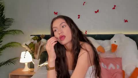 Snapshot of luna_mee chatting on 02/27/26, 08:47 Adele online show from 02/27/26, 08:47