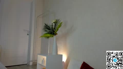 Adele online show from 03/31/26, 08:59