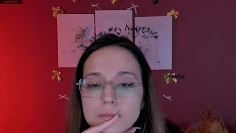 Snapshot of luna_nightfall chatting on 12/21/25, 10:17 luna_nightfall online show from 12/21/25, 10:17