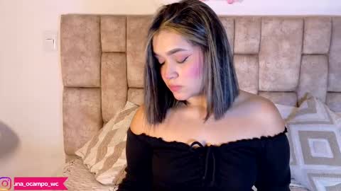 Snapshot of luna_ocampo chatting on 10/29/25, 08:21 online show from 10/29/25, 08:21