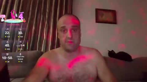 Snapshot of luna_perversa11 chatting on 09/12/25, 09:15 Luna online show from 09/12/25, 09:15