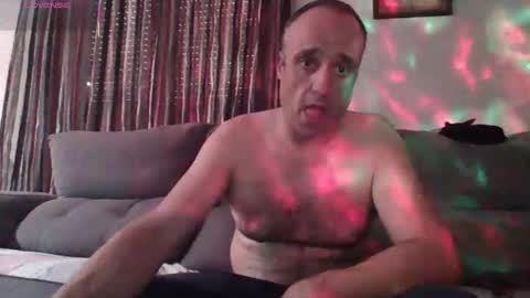 Snapshot of luna_perversa11 chatting on 10/18/25, 03:35 Luna online show from 10/18/25, 03:35