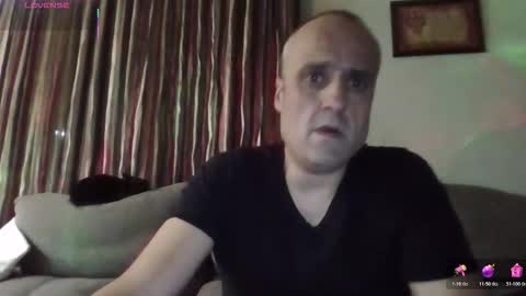 Snapshot of luna_perversa11 chatting on 10/28/25, 09:28 Luna online show from 10/28/25, 09:28