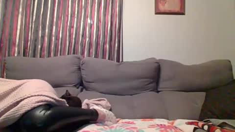 Luna online show from 11/08/25, 06:40