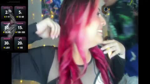 Snapshot of luna_ray420 chatting on 12/20/25, 03:08 MISS LUNA online show from 12/20/25, 03:08