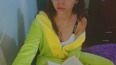 Snapshot of luna_rios69 chatting on 10/11/25, 07:23 luna_rios69 online show from 10/11/25, 07:23
