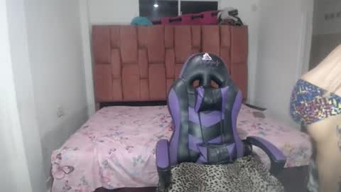 Luna online show from 12/06/24, 01:29